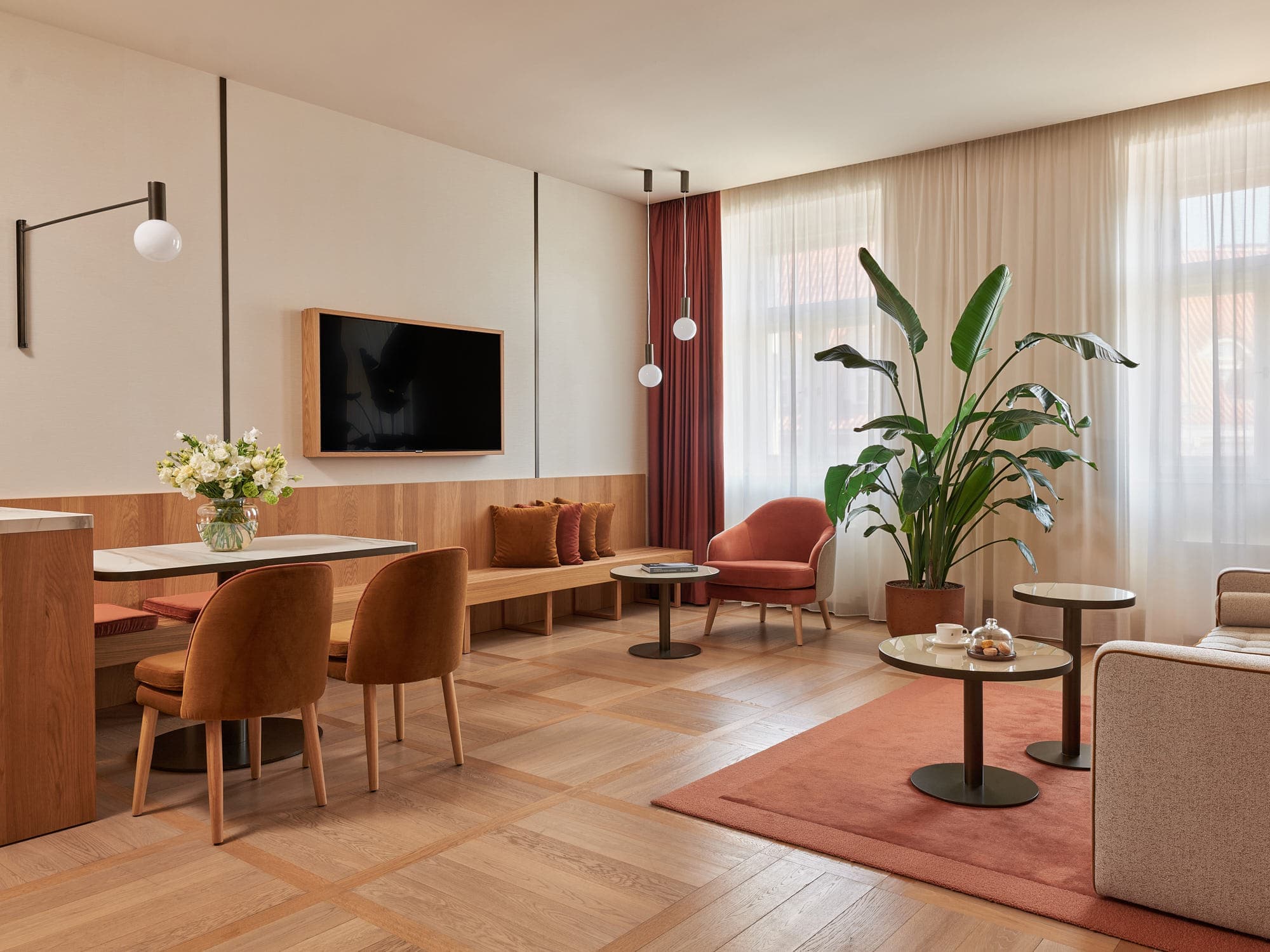 Living room of a Deluxe One Bedroom Suite at The Julius Prague